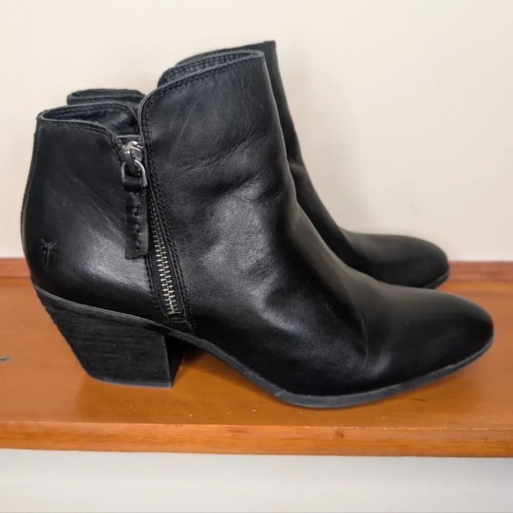 Frye Judith Black Leather Double Zip Ankle Boots Women’s 8.5